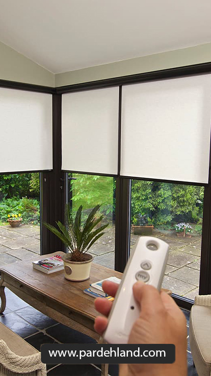 پرده برقی هوشمند